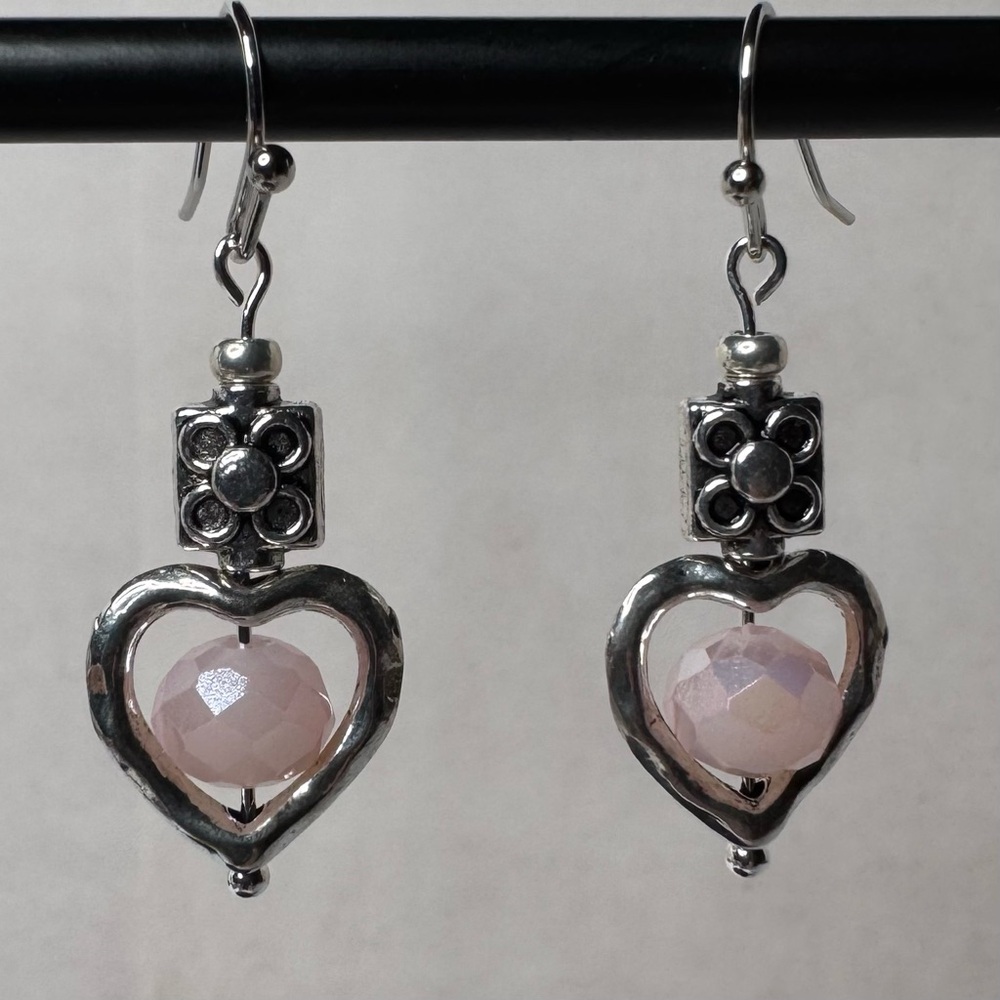HAND CRAFTED Floral Heart Earrings 1 1/2” Silver Pink NWT - Picture 4 of 13